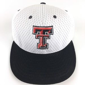 Texas Tech White Snap Back Flat Bill Hat Men’s